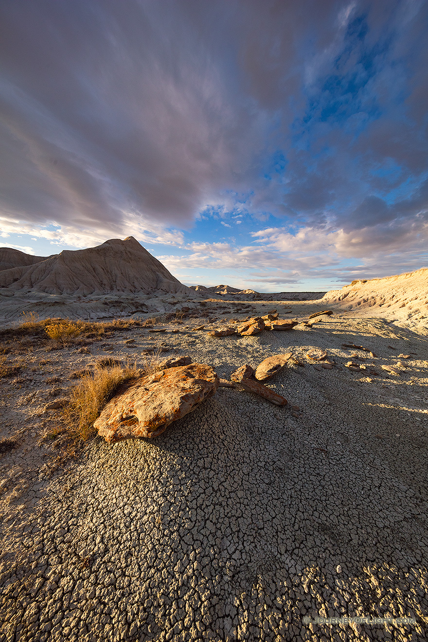 Landscape photograph of Toadstool Geologic Park in western Nebraska near sunset with beautiful clouds. - Nebraska Picture